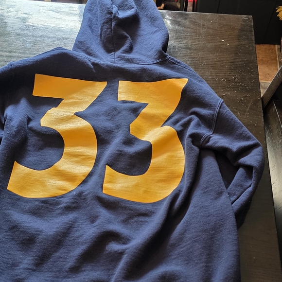 FallOut Vault-Tec Navy Zip Hoodie with Yellow Logo - Picture 3 of 4